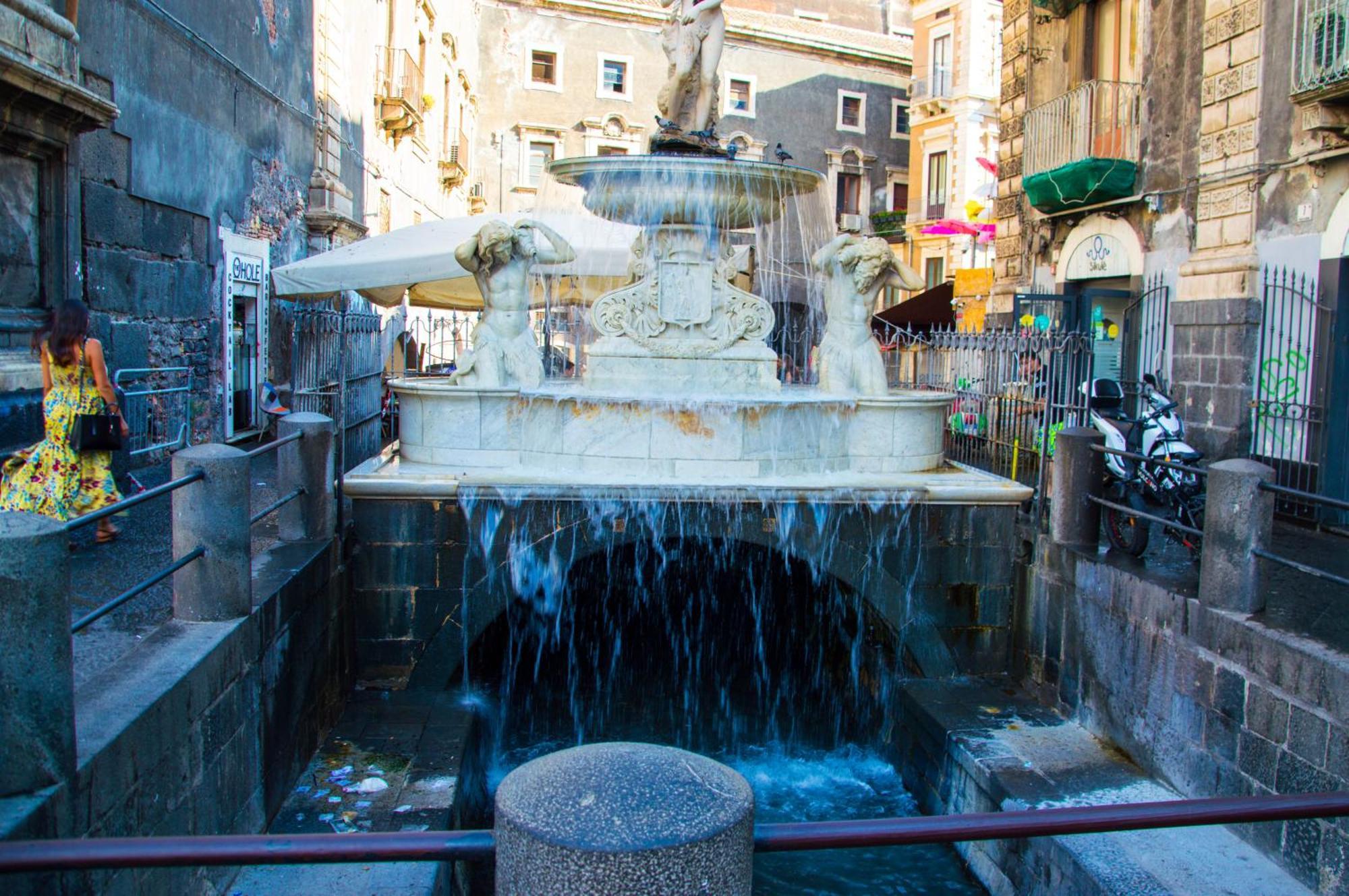 Case Vacanze Il Sorriso Catania Luaran gambar